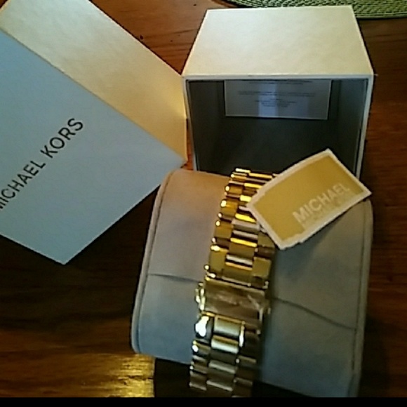 SOLD! - Picture 5 of 8